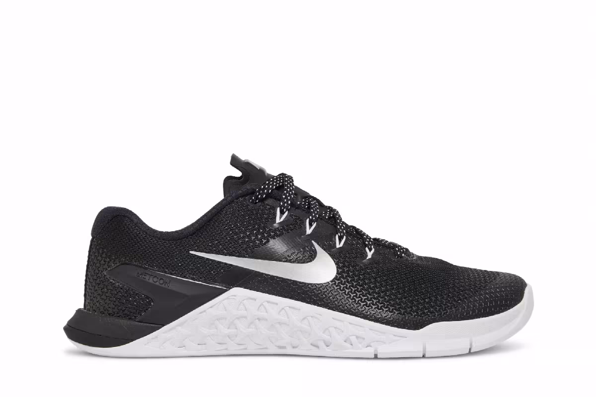 Nike Women's Metcon 4 Black Metallic Silver, view 2