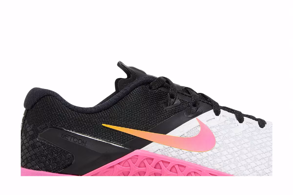 Nike Women's Metcon 4 XD White Fuchsia, view 3