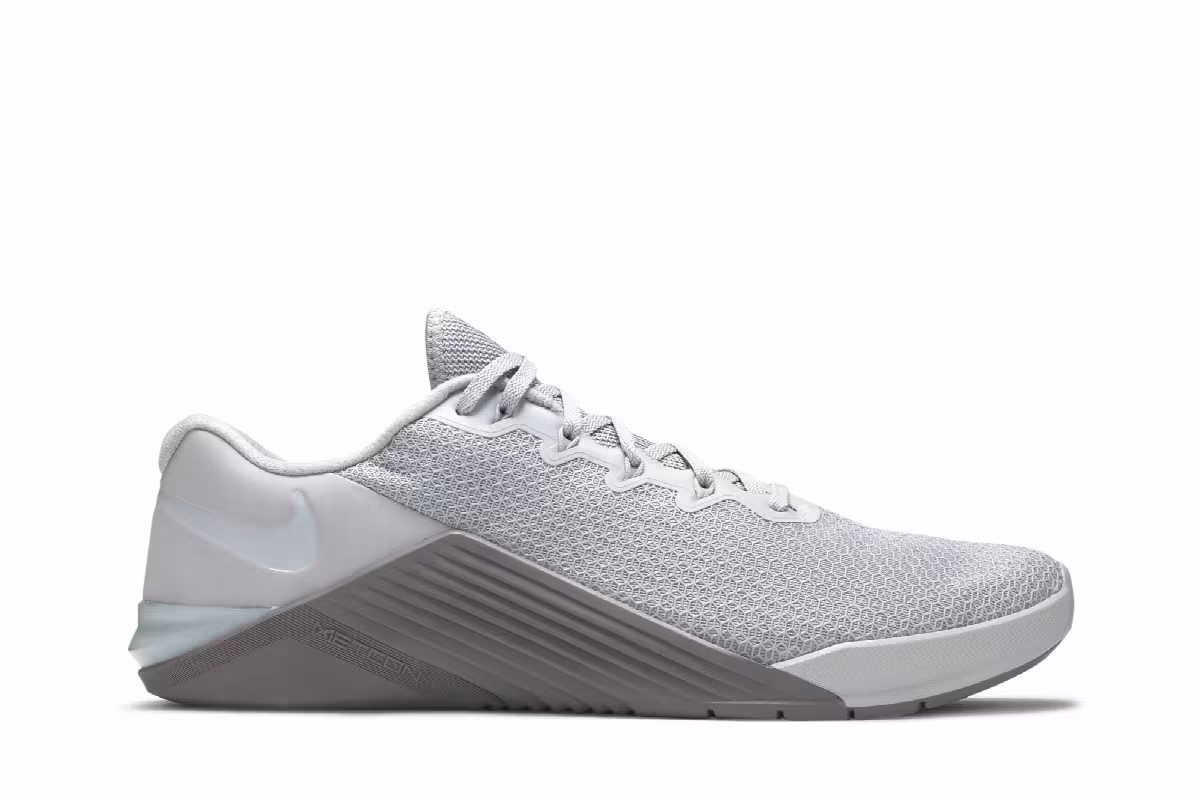 Nike Metcon 5 Gunsmoke Wolf Grey, view 2