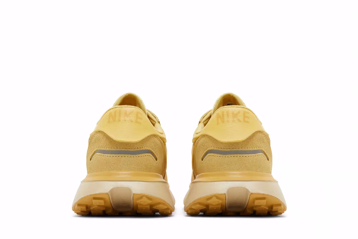 Nike Women's Phoenix Waffle Wheat Gold, view 7