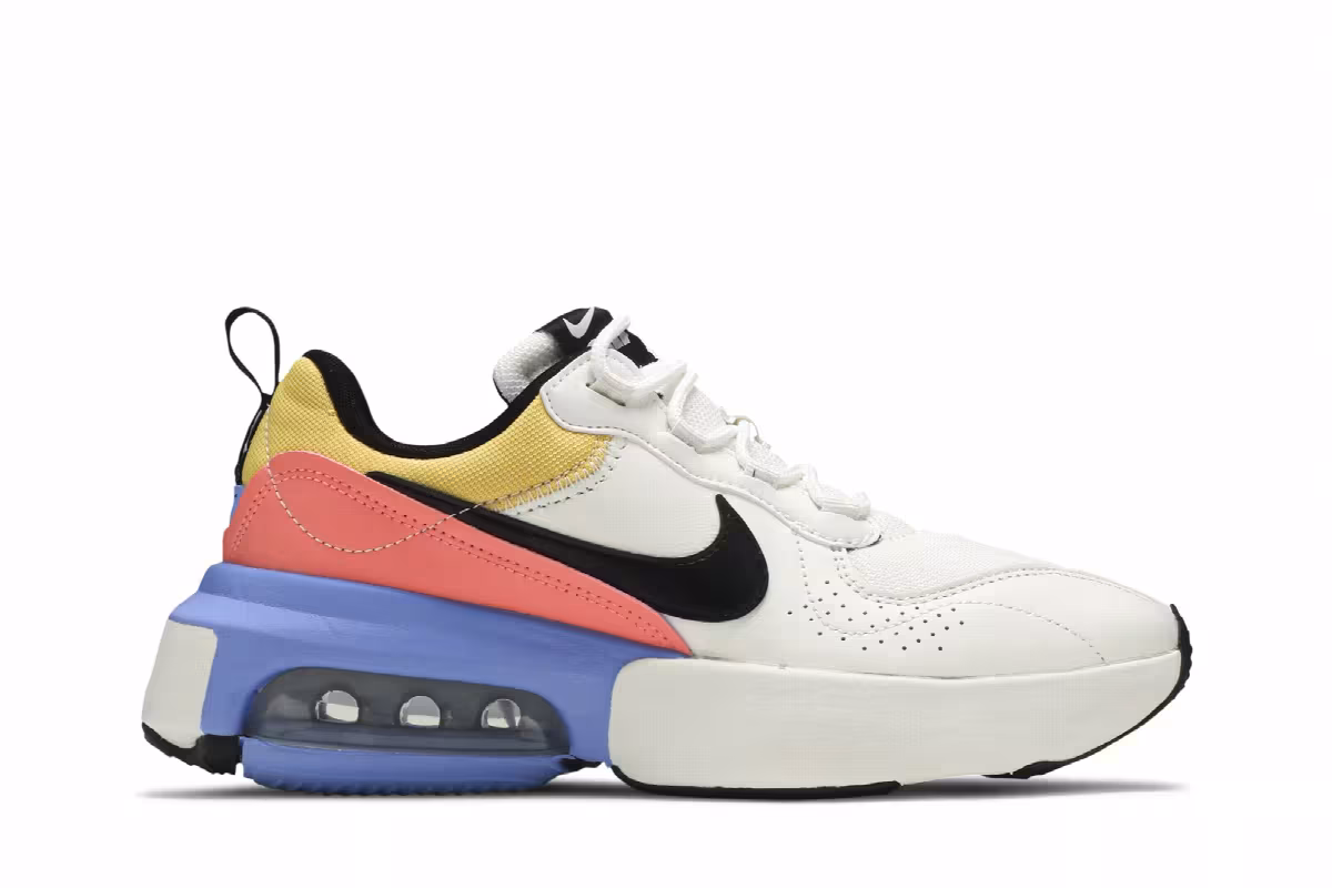 Nike Women's Air Max Verona Sail Royal Pulse, view 2