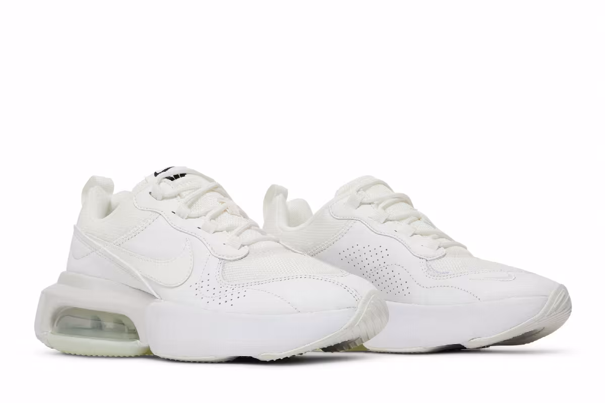 Nike Women's Air Max Verona Summit White, view 9