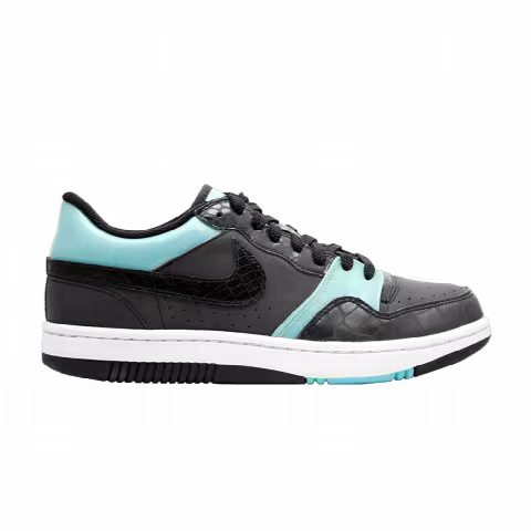 Nike Court Force Low