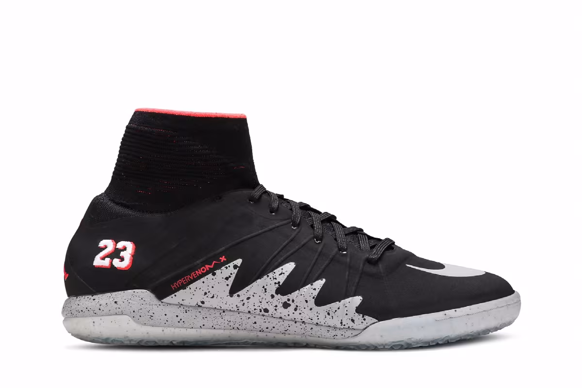 Neymar x Air Jordan x Nike HypervenomX Proximo Metallic, view 2