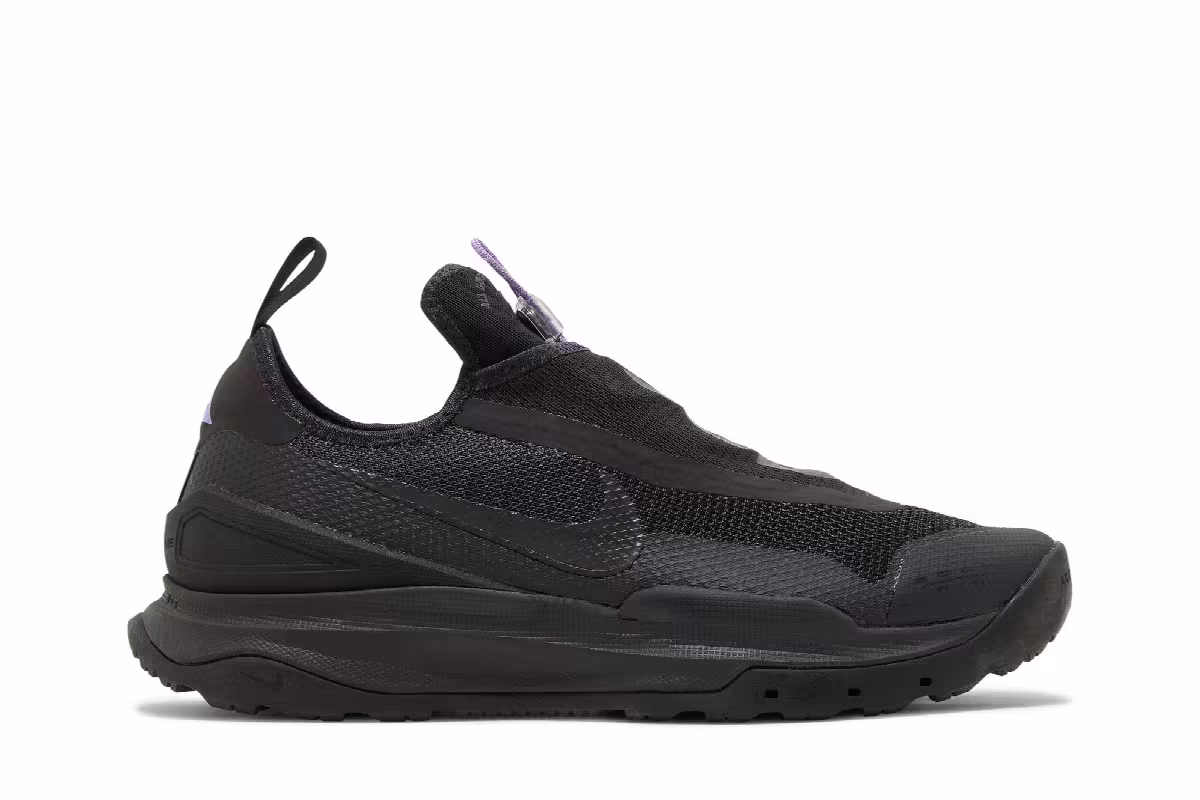 Nike ACG Zoom Air AO Black Atomic Violet, view 2