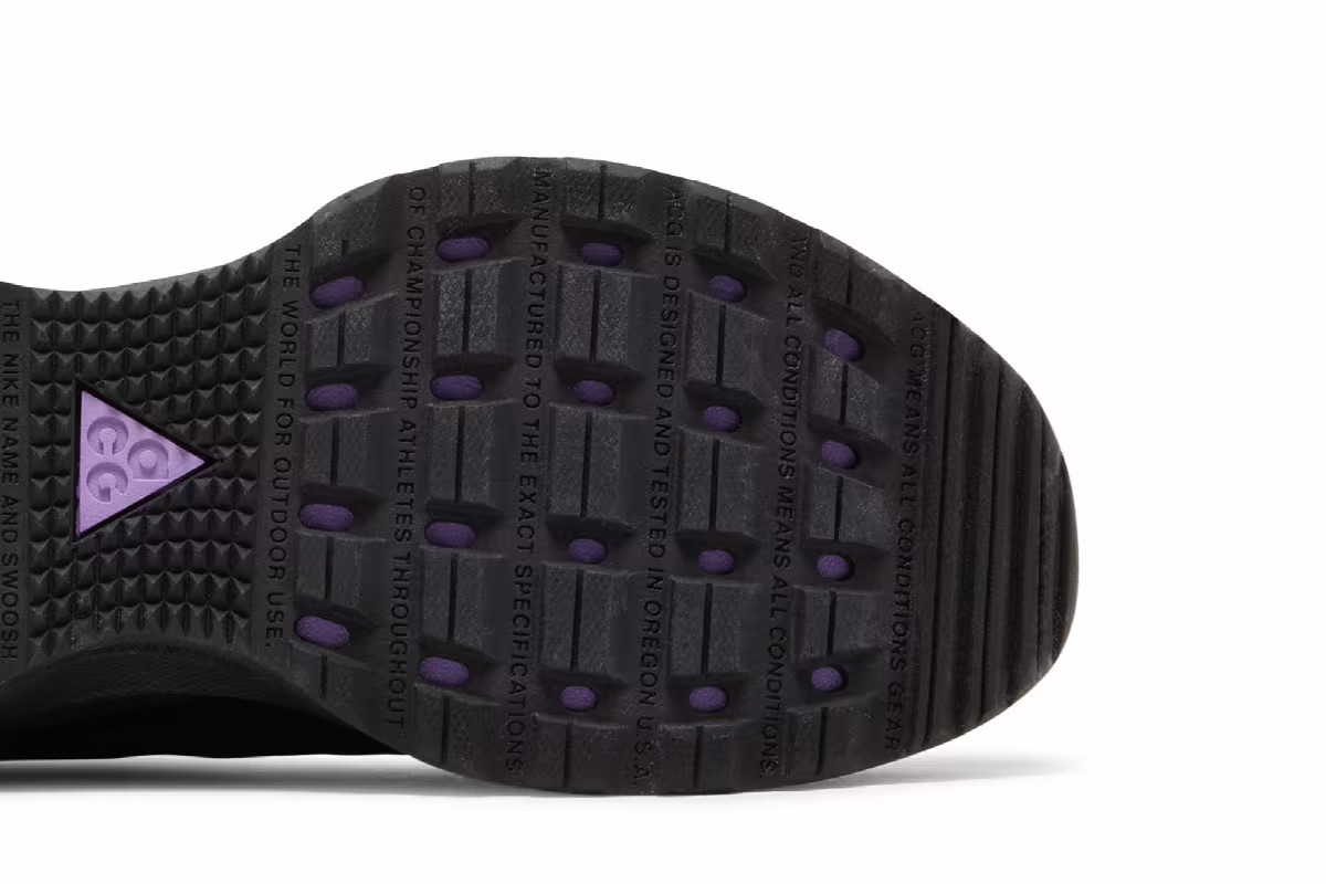 Nike ACG Zoom Air AO Black Atomic Violet, view 6