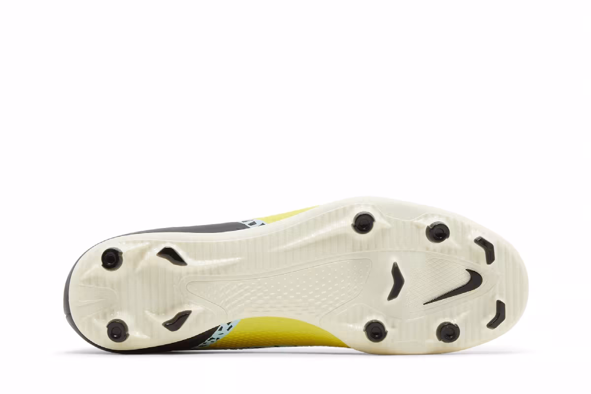 Nike Phantom GT2 Club MG Glacier Ice Yellow Strike, view 5
