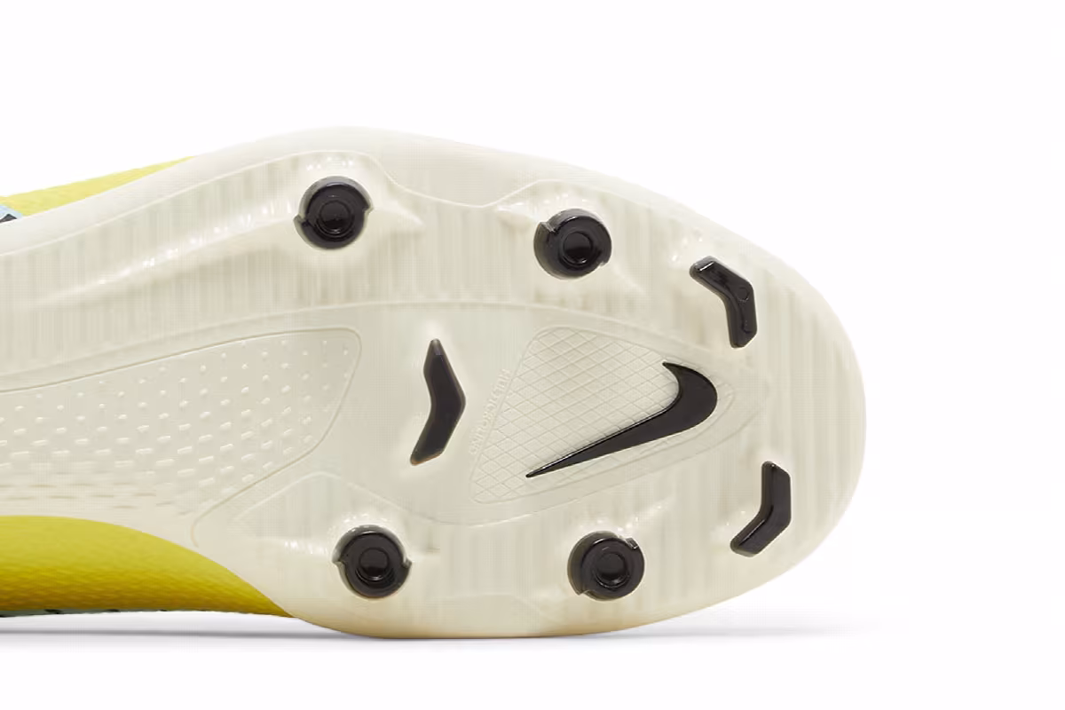 Nike Phantom GT2 Club MG Glacier Ice Yellow Strike, view 6