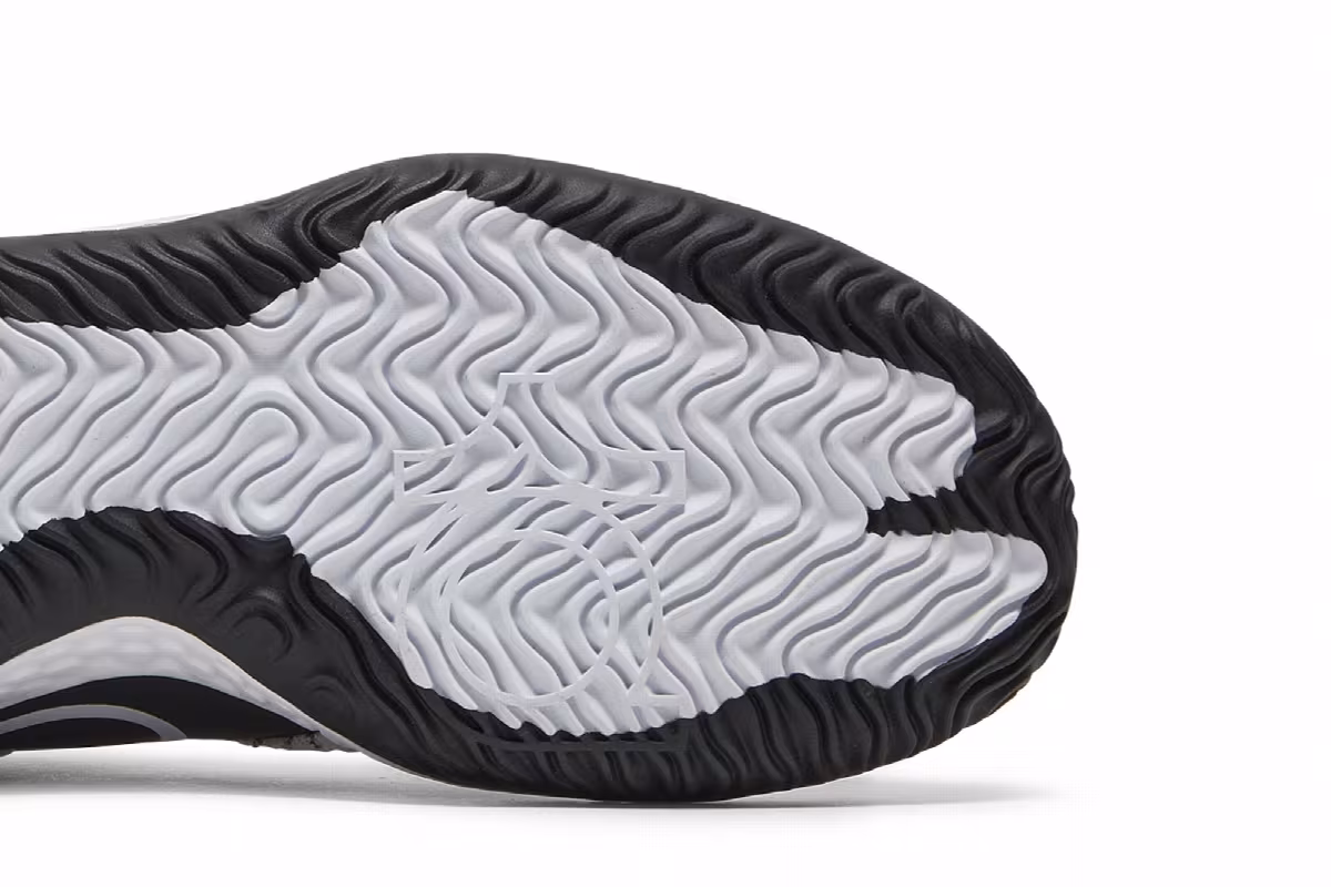 Nike KD Trey 5 VIII EP White Black, view 6