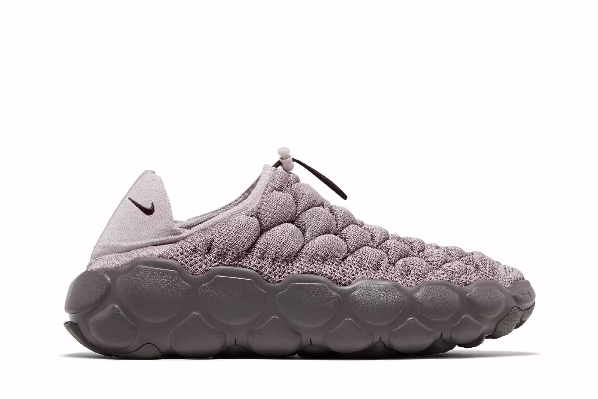 Nike Women's Flyknit Haven Platinum Violet, view 2