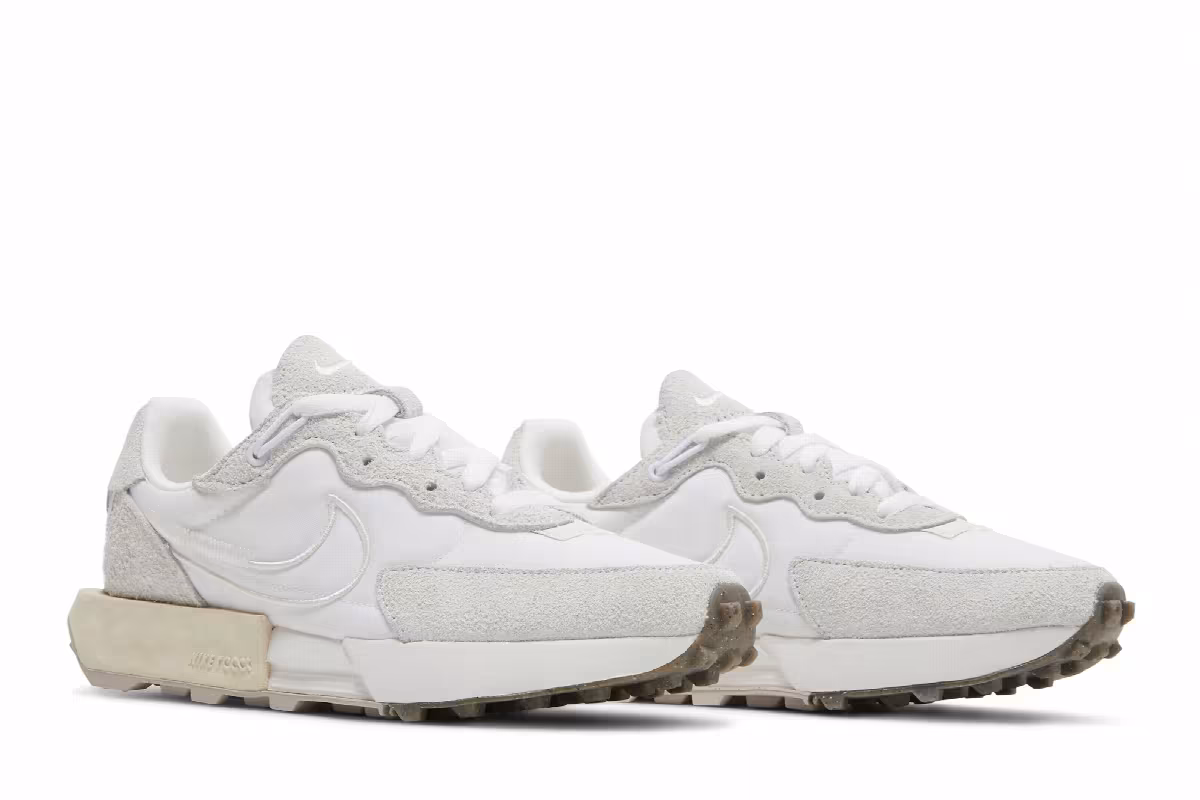 Nike Women's Fontanka Waffle White, view 9