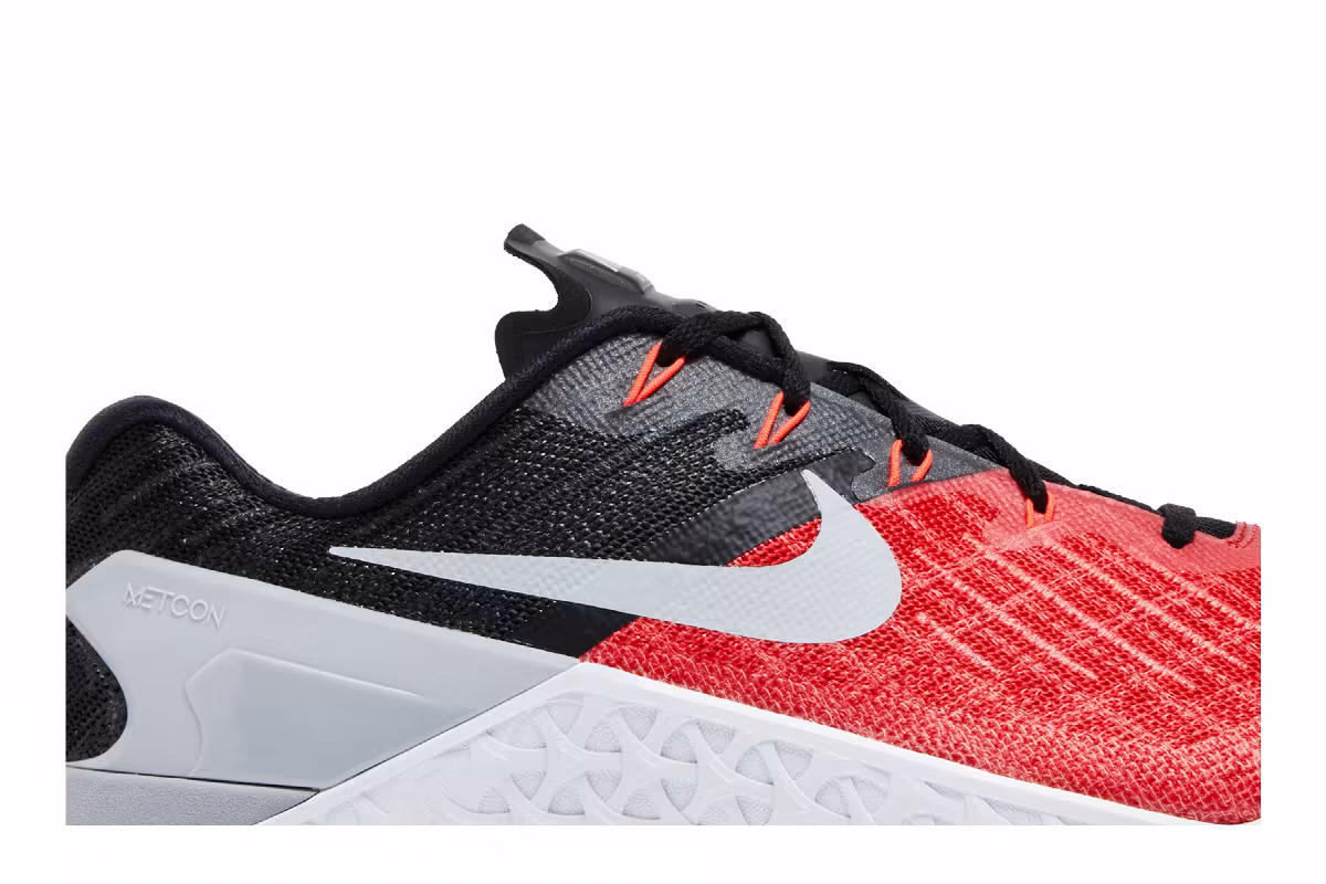 Nike Metcon 3 University Red, view 3