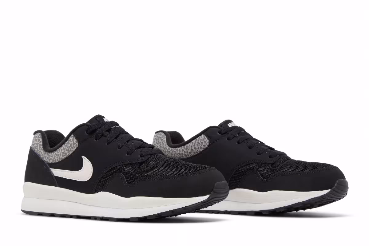 Nike Air Safari LE Black, view 9