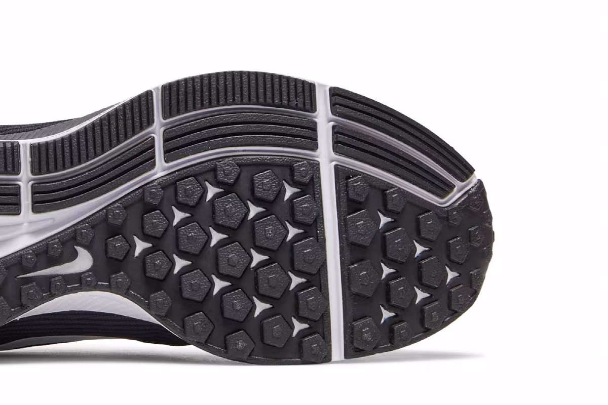 Nike Women's Air Zoom Pegasus 34 Black, view 6