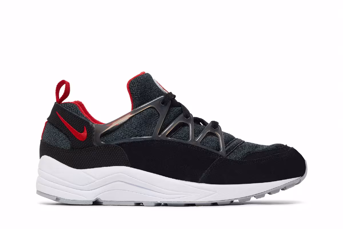 Nike Air Huarache Light Black University Red, view 2