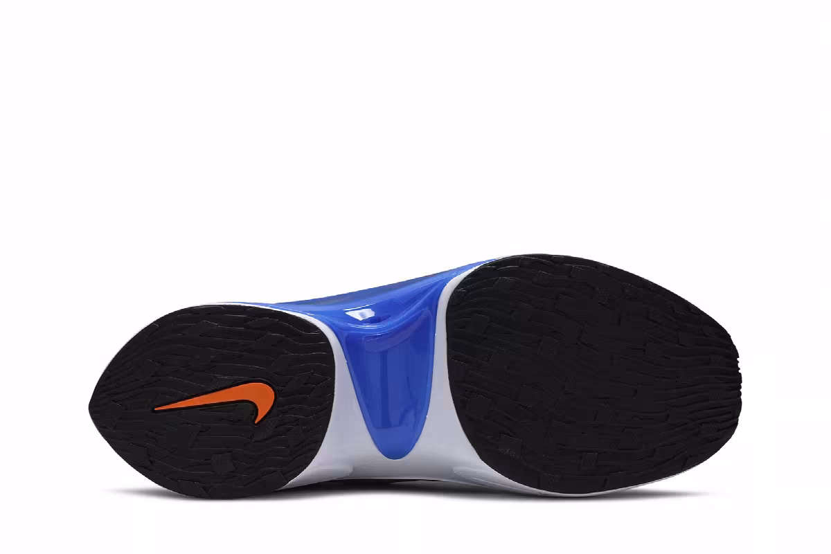 Nike Signal D/MS/X Knicks, view 5