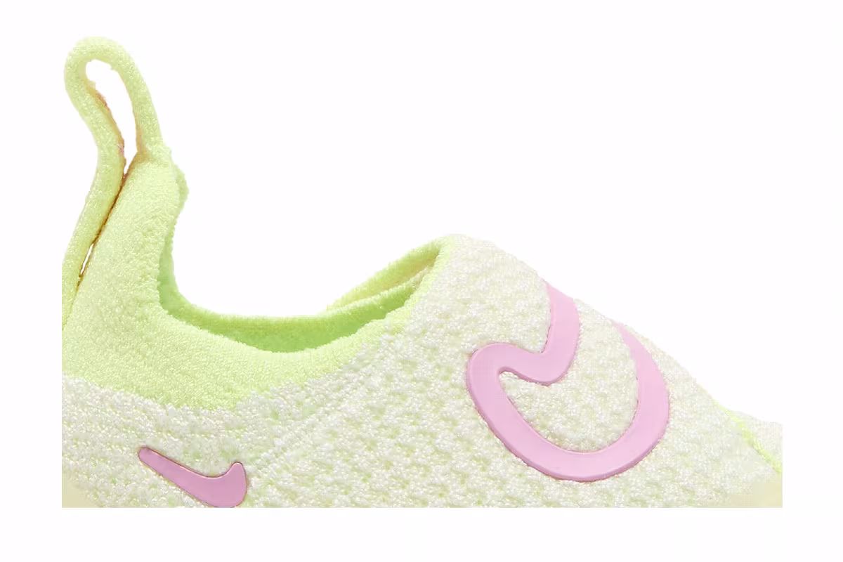 Nike Swoosh 1 TD Coconut Milk Pink Rise, view 3
