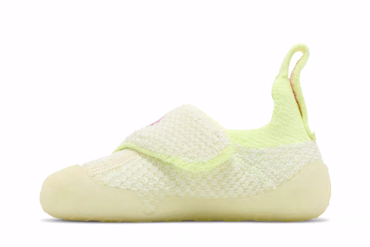 Nike Swoosh 1 TD Coconut Milk Pink Rise, view 4