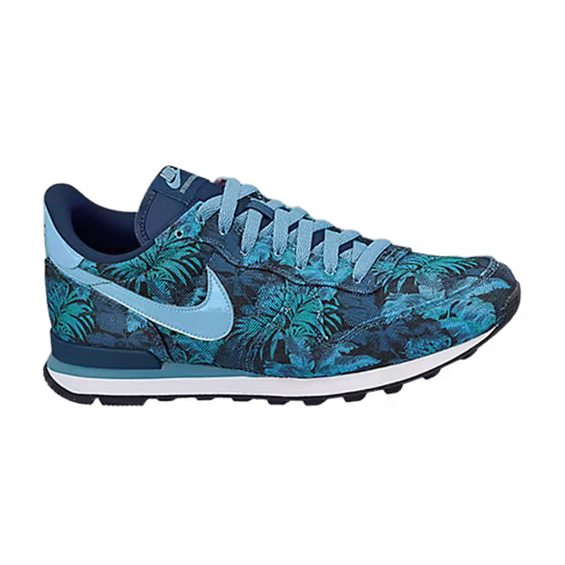 Nike Internationalist Graphics