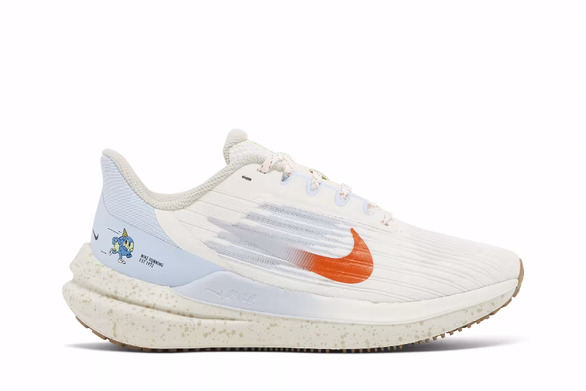 Nike Women's Air Winflo 9 Sail Celestine Blue, view 2