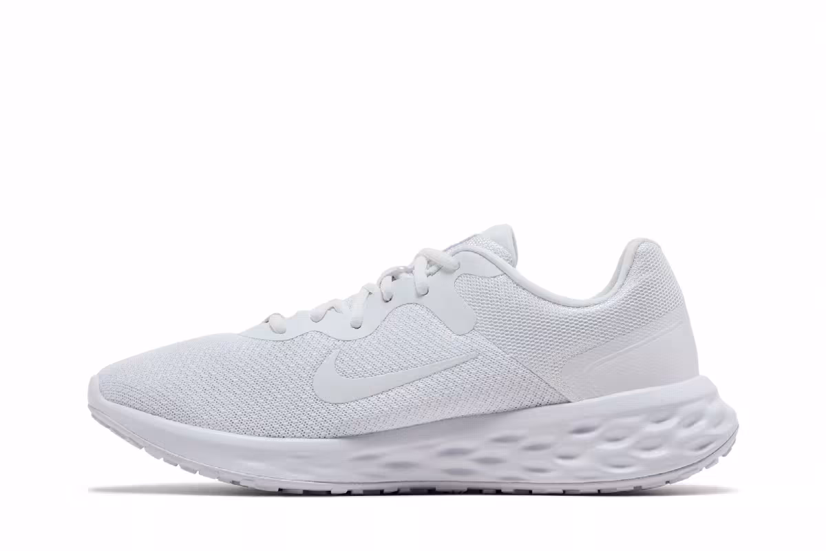 Nike Revolution 6 Next Nature Triple White, view 4