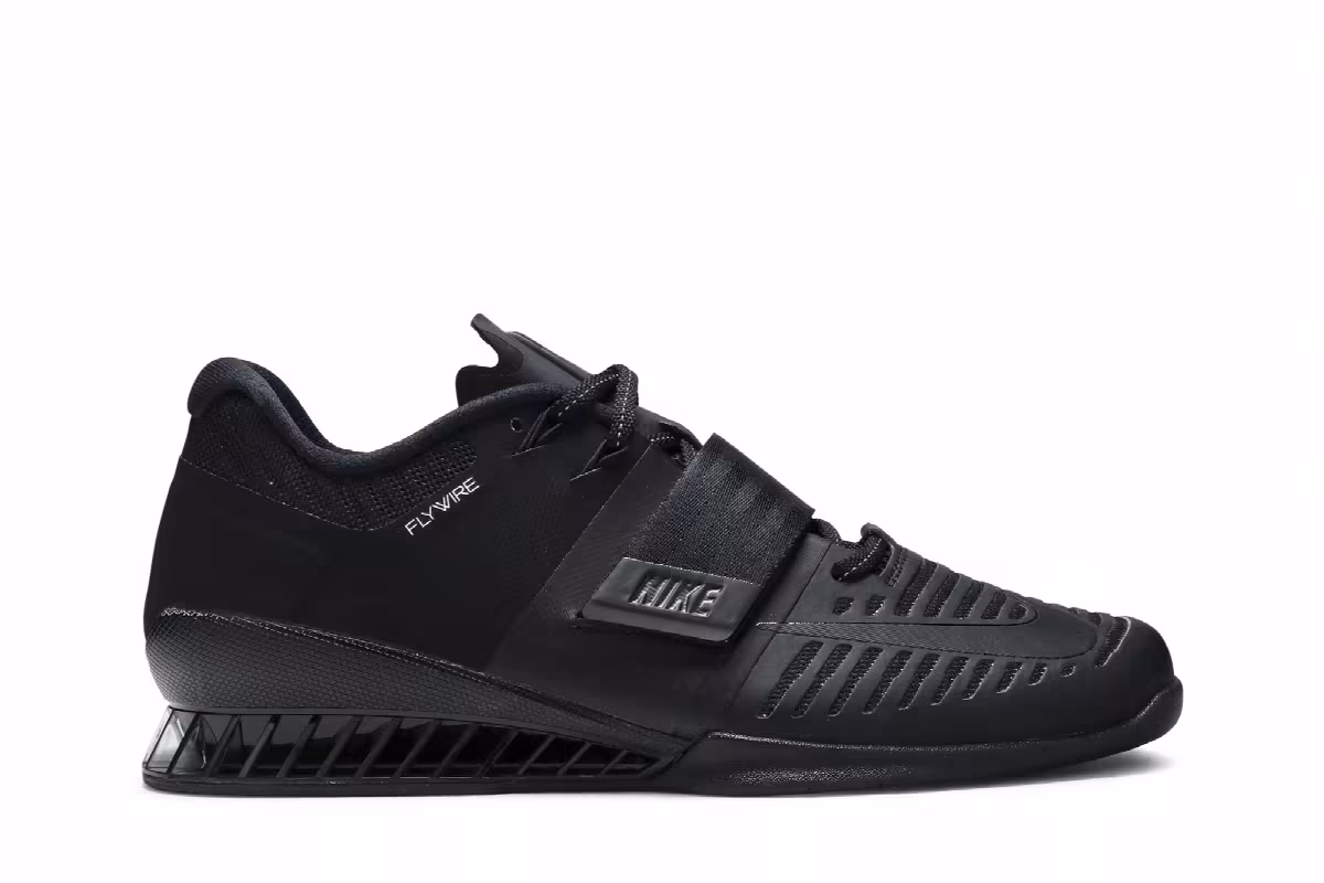 Nike Romaleos 3 Triple Black, view 2