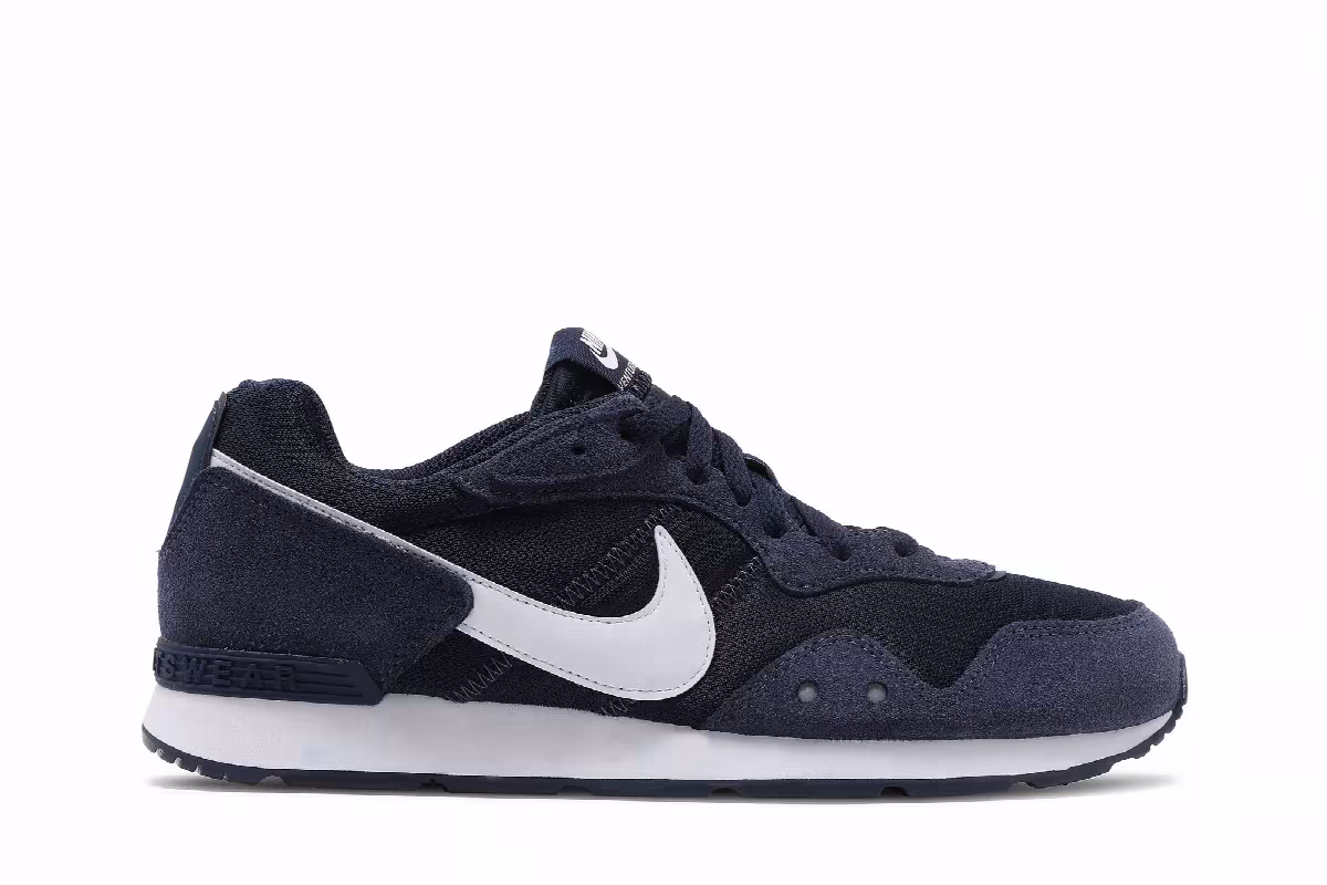 Nike Venture Runner Midnight Navy, view 2