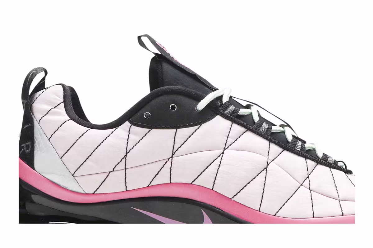 Nike Women's MX-720-818 Iced Lilac Cosmic Fuchsia, view 3