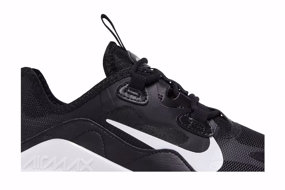 Nike Women's Air Max Infinity 2 Black, view 3