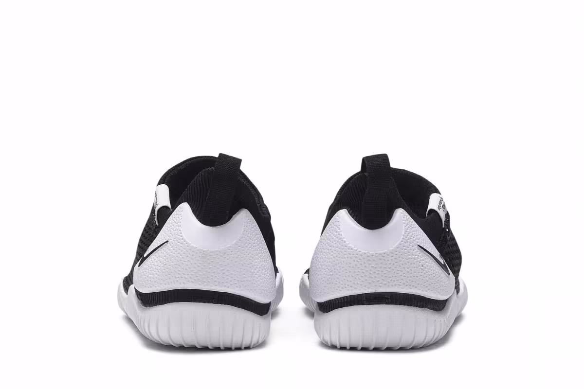 Nike Aqua Sock 360 GS Black White, view 7