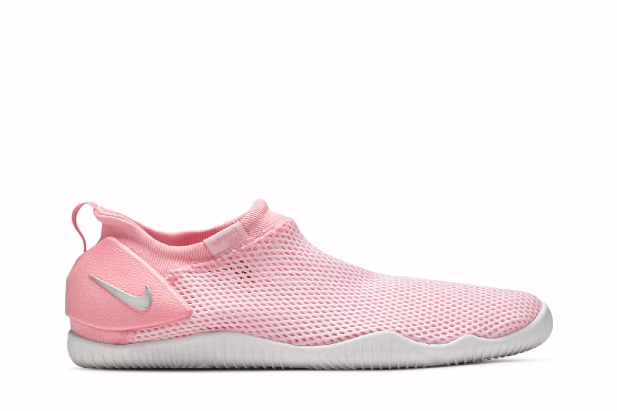 Nike Aqua Sock 360 GS Pink Foam, view 2