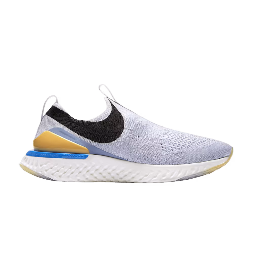 Nike Women's Epic Phantom React Football Grey