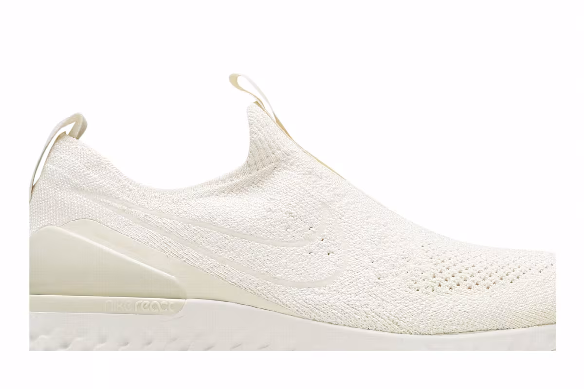 Nike Women's Epic Phantom React FK Light Cream, view 3