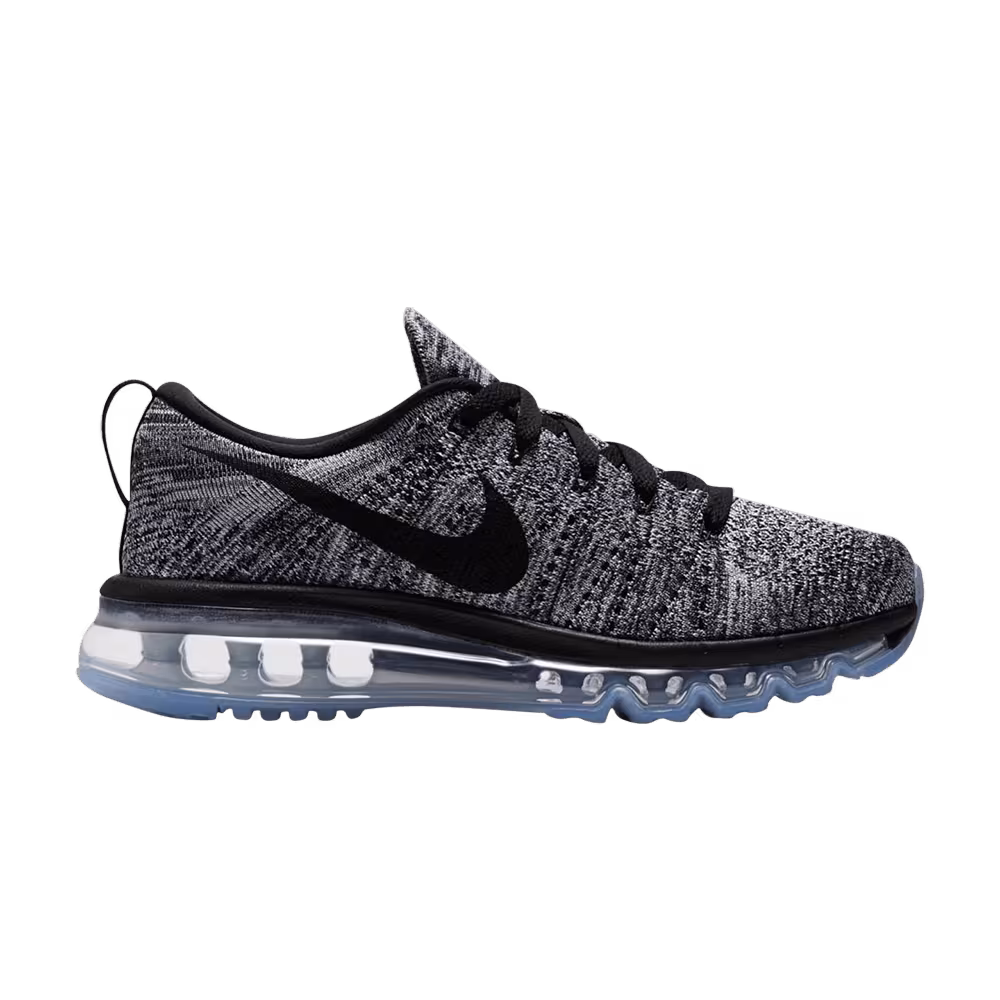 Nike Women's Flyknit Max Oreo