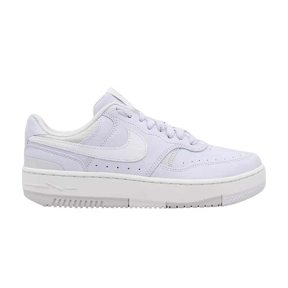 Nike Women's Gamma Force Skateboard Blue