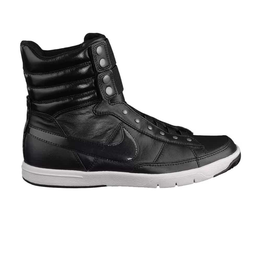 Nike Women's Gamma Force Mid Black White