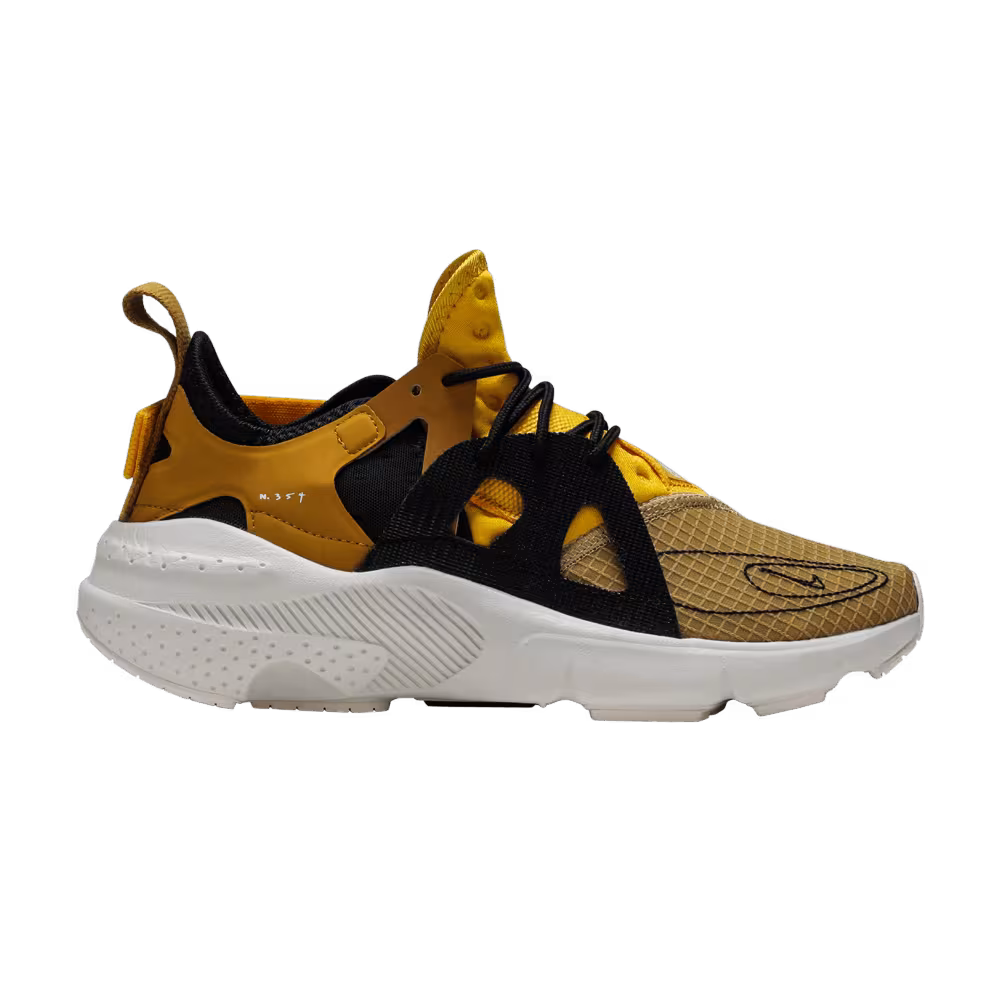 Nike Huarache Type Golden