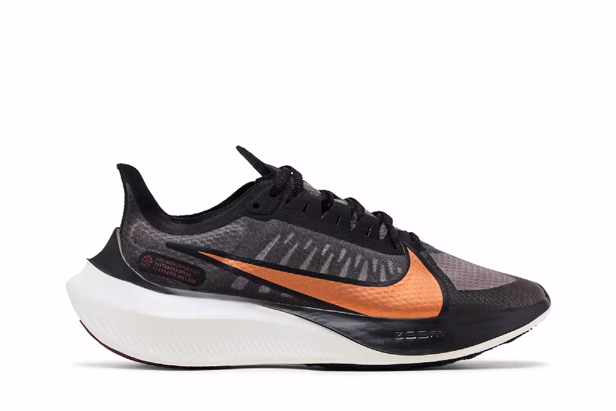 Nike Women's Zoom Gravity Metallic Copper, view 2