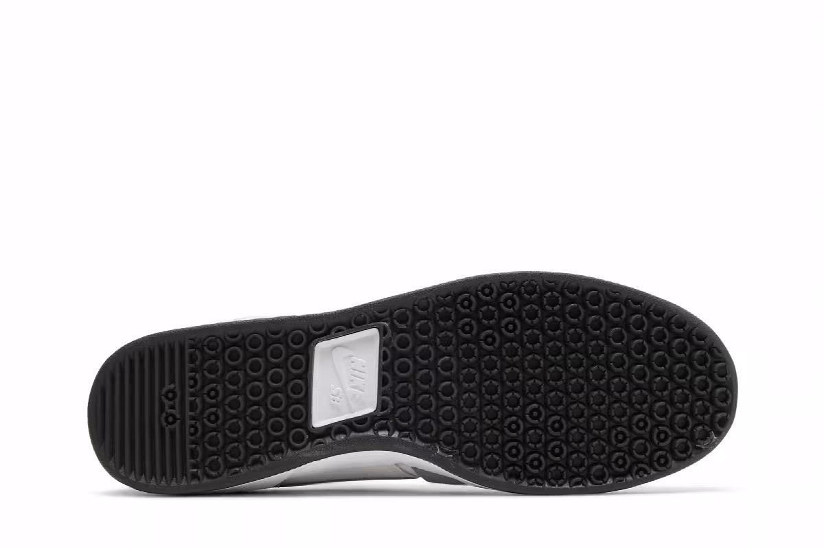 Nike GTS Return SB Photon Dust, view 5
