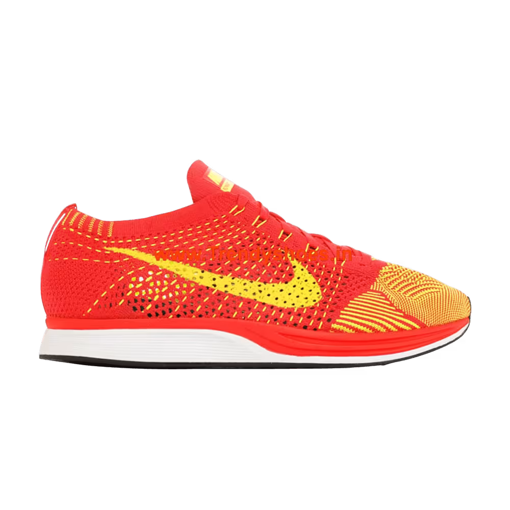 Nike Flyknit Racer Bright Crimson