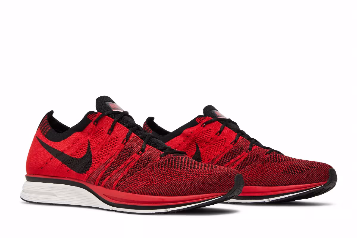 Nike Flyknit Trainer+ University Red, view 9