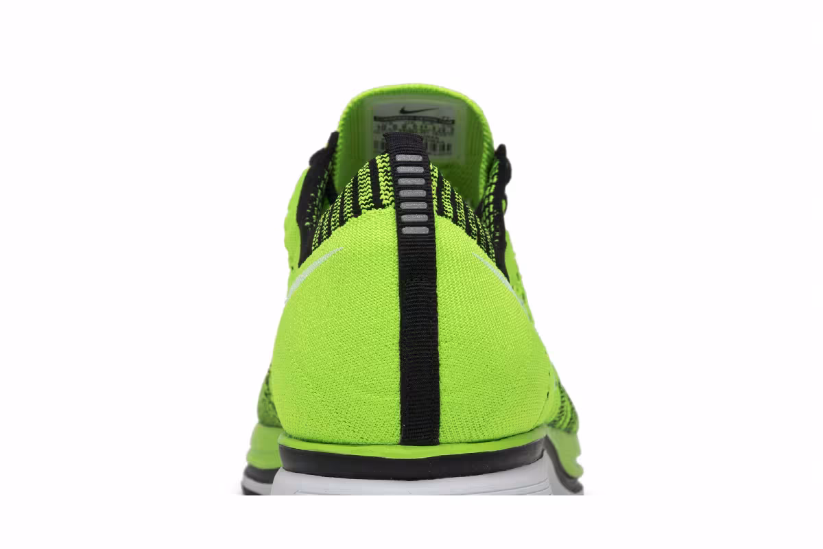 Nike Flyknit Trainer+ Electric Green, view 8
