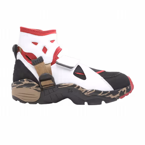 Nike Air Carnivore Le