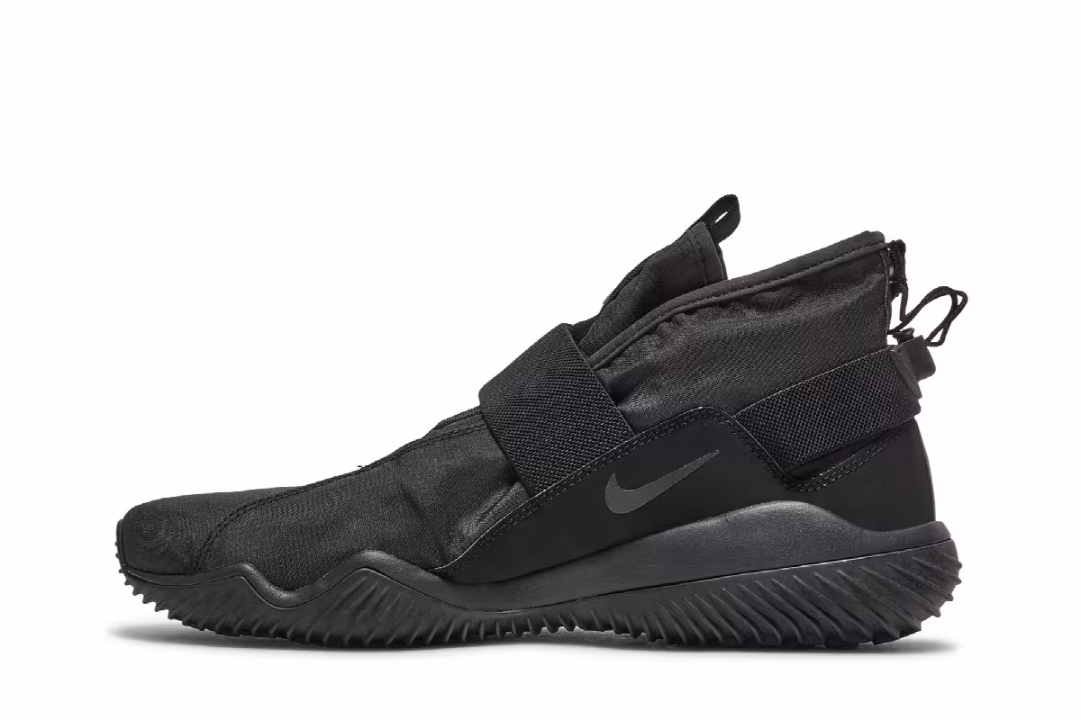 Nike Komyuter QS Triple Black, view 4