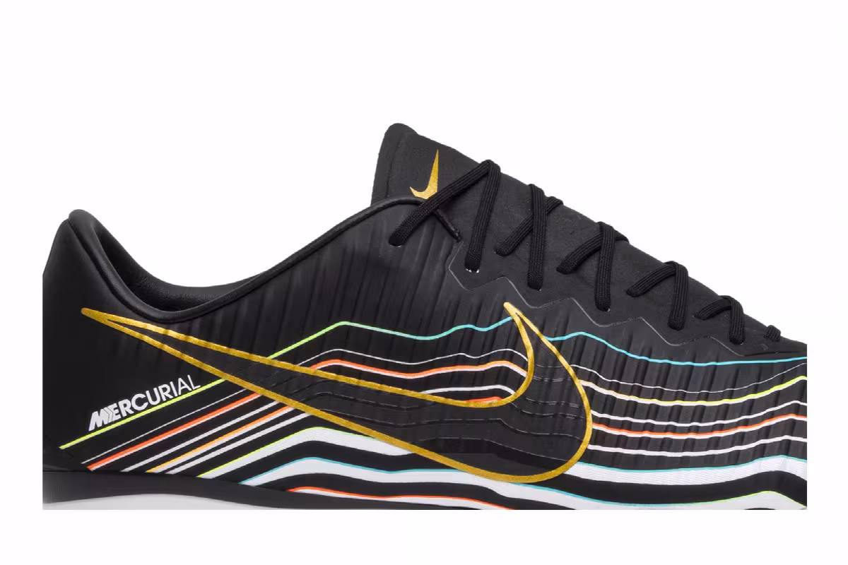 Nike Mercurial Vapor 11 SE FG Black History Month, view 3