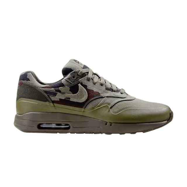 Nike Air Maxim 1 France SP Camo