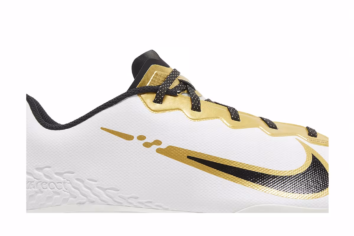 Nike React Vapor Ultrafly Elite 4 White Metallic Gold, view 3