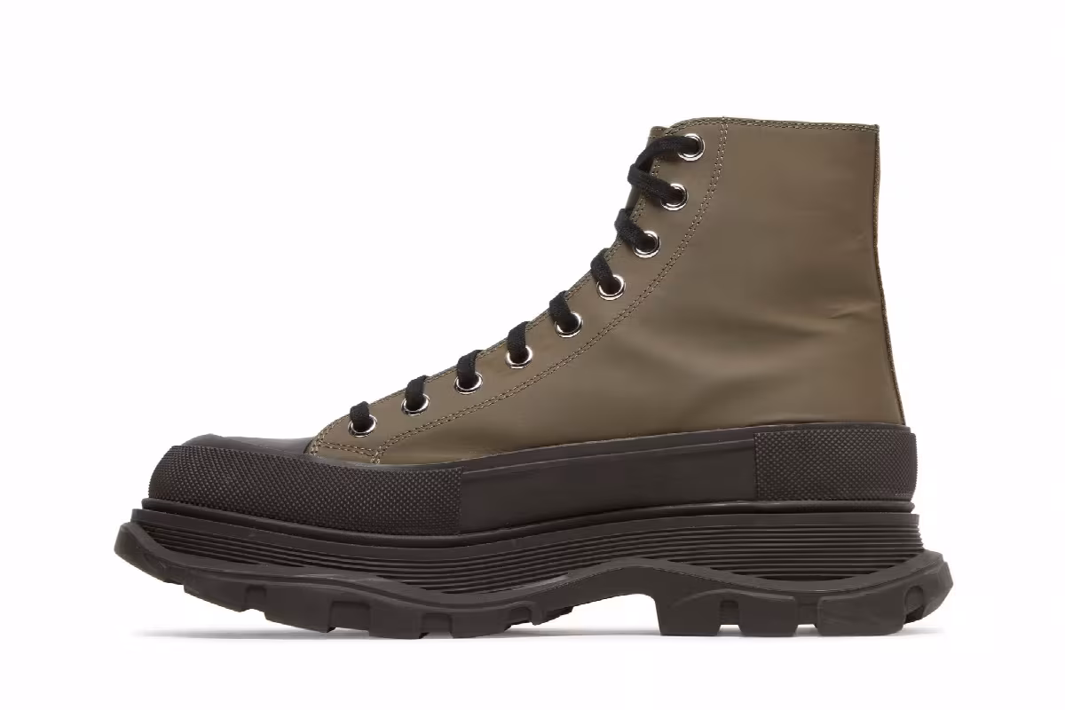 Alexander McQueen Tread Slick Boots Khaki Black, view 4