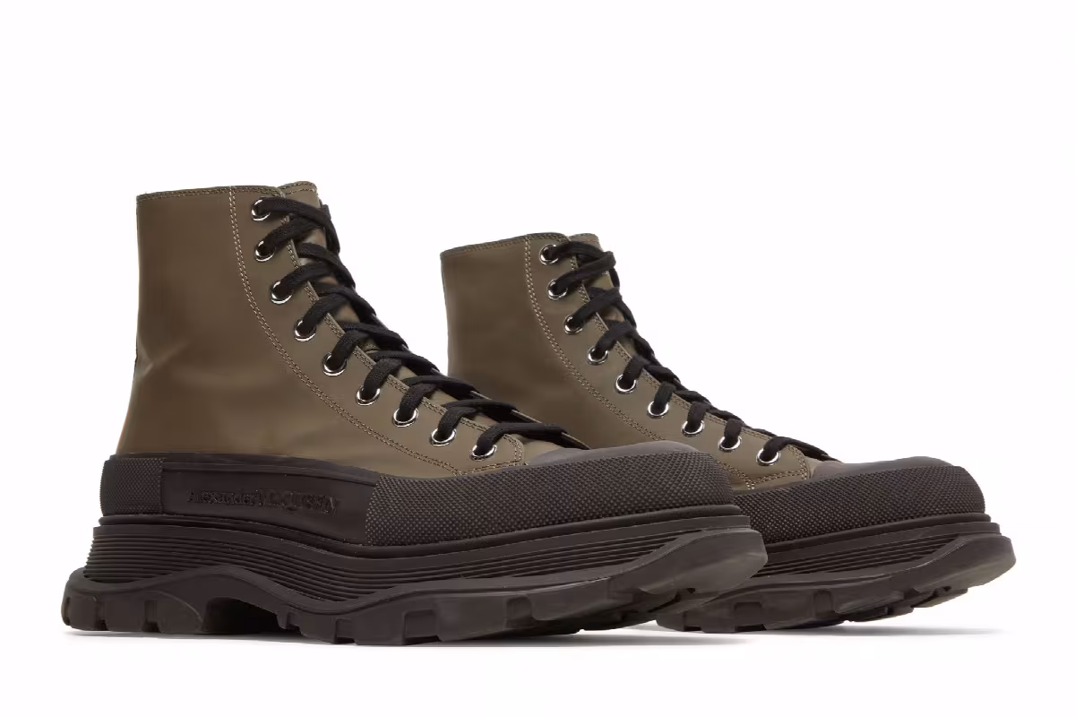 Alexander McQueen Tread Slick Boots Khaki Black, view 9
