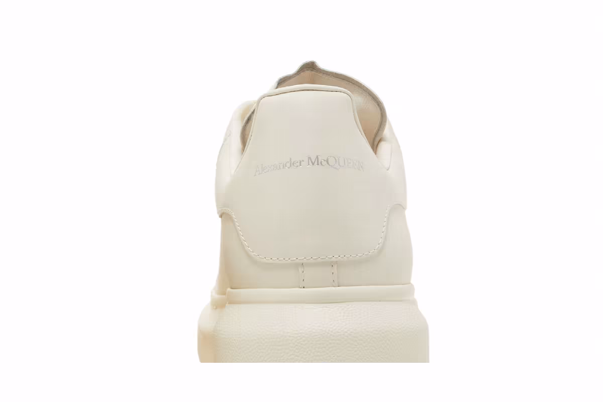 Alexander McQueen Oversized Sneaker Vanilla, view 8